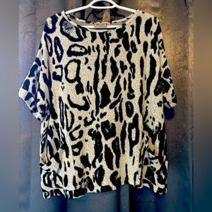 🐆 Leopard design shirt